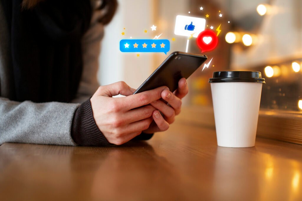 Business owner replying to customer reviews to build trust online: How to respond to reviews
