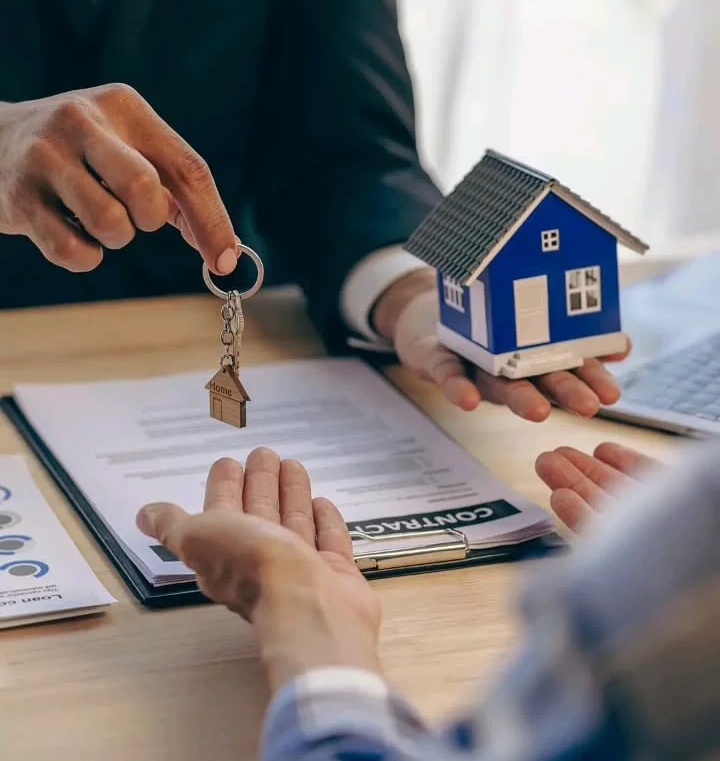 Property listing exterior with low visitor interest